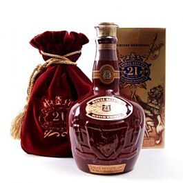 Chivas Regal - Royal Salute 21 yo - Red Wade Ceramic Decanter